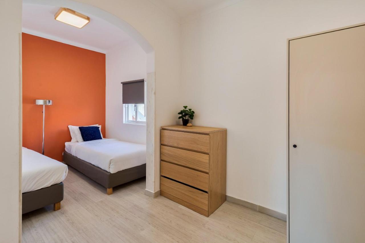 Omega Apartment Setúbal Exteriör bild